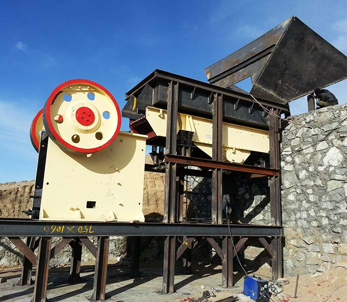 大理石破碎加工现场